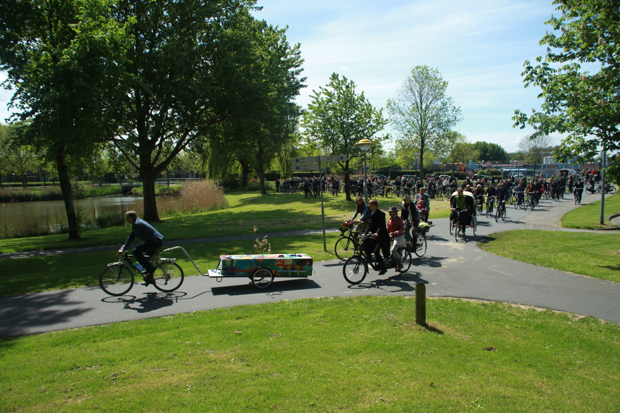 Uitvaart op de fiets Rebel Huizen Almere