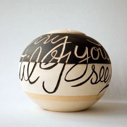 kunstenares Annusch Promise urn