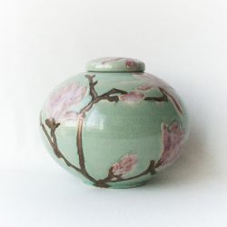 kunstenares Annusch Spring urn