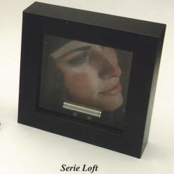 Serie Loft fotolijst houtsoort met een modern asbuisje, 10x15