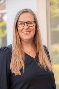 Monique Rebel - Zevering Uitvaartbegeleleider Rebel Uitvaart Huizen Almere